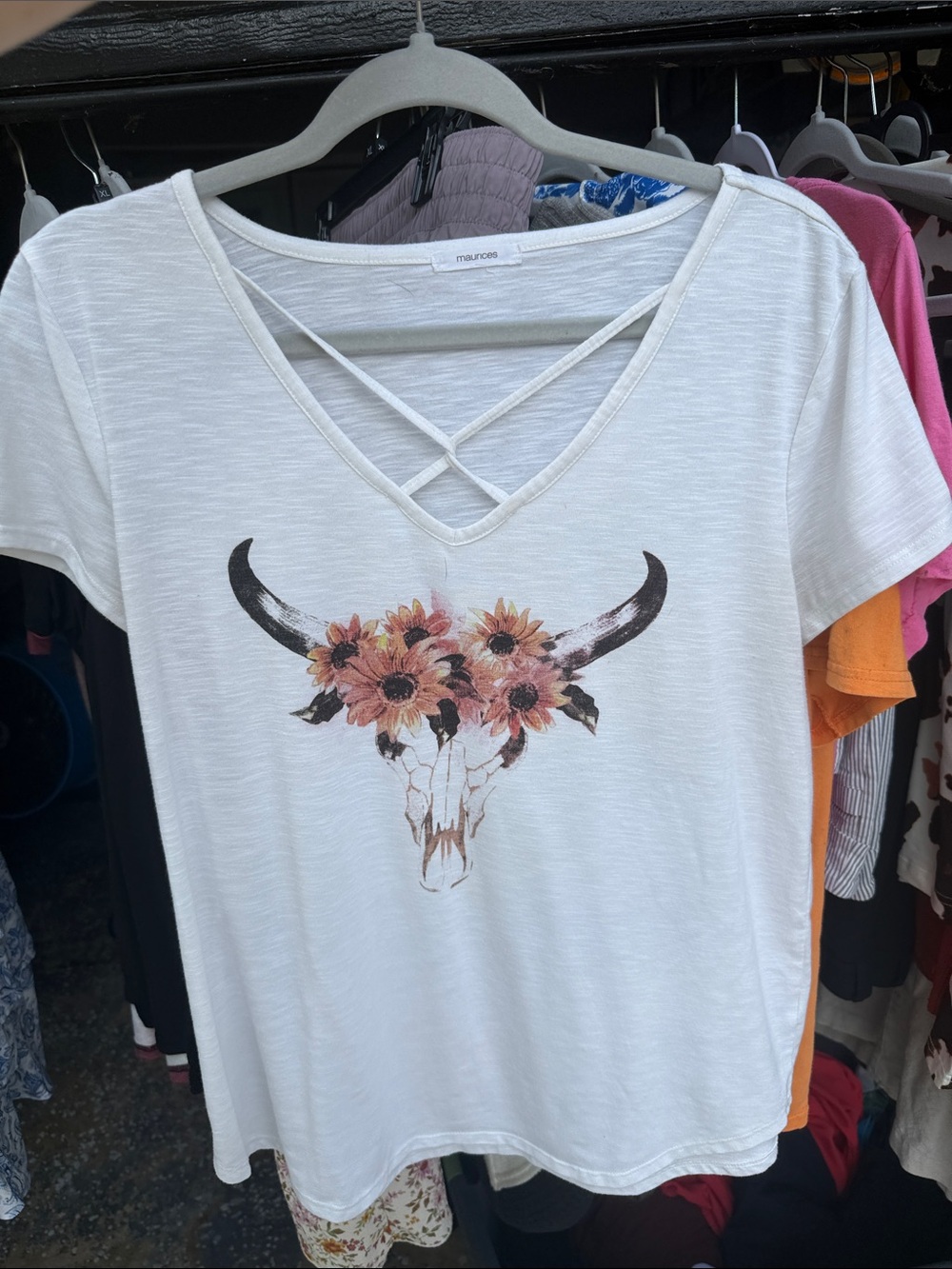 Maurices White Short-Sleeve V-Neck Tee with Floral Steer Skull Graphic